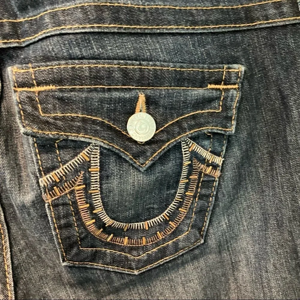 TRUE RELIGION Sz 31 Mid-Wash Boot  Cut Jeans - Picture 9 of 12